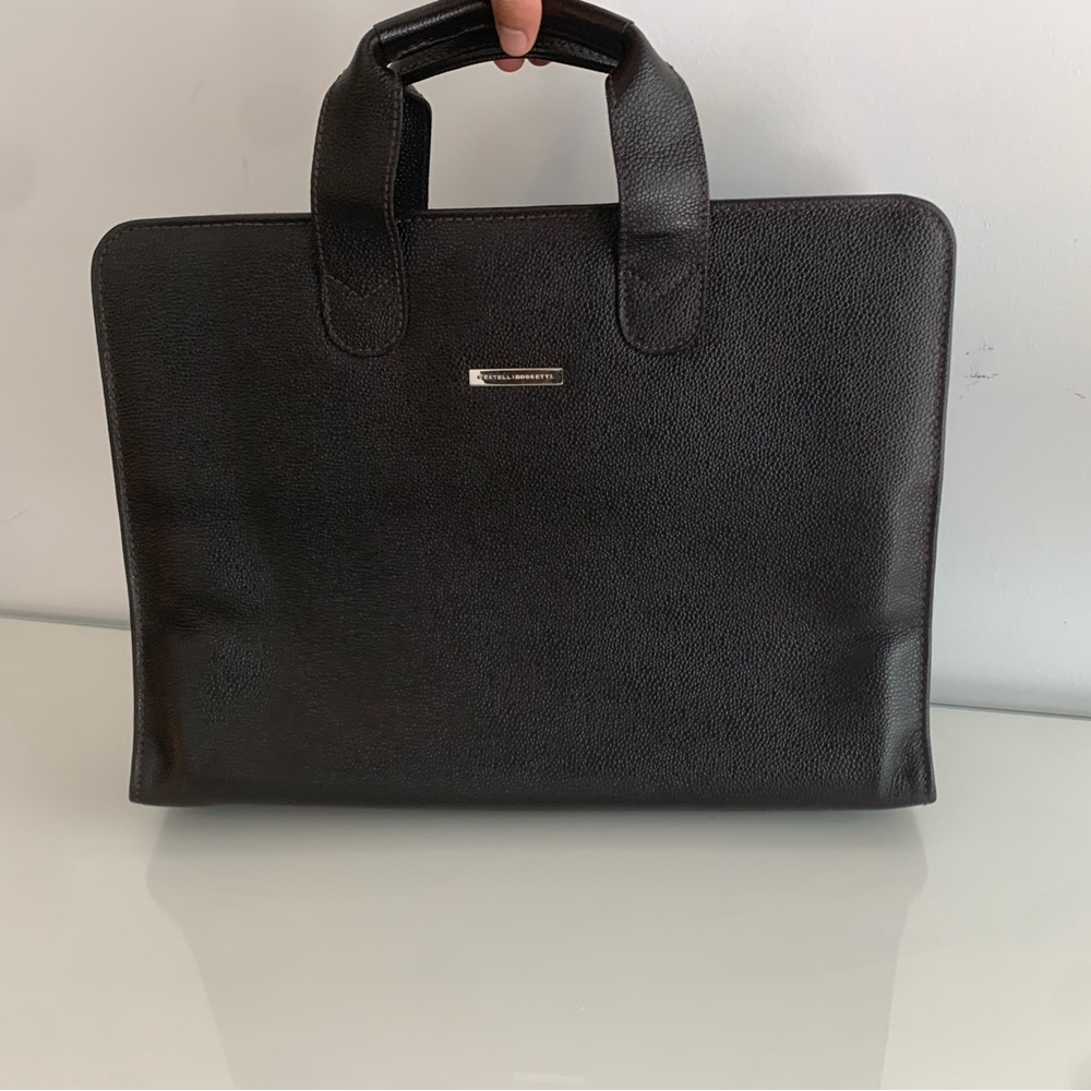 Vintage FratelliRossetti leather briefcase.2004 collection very good condition.